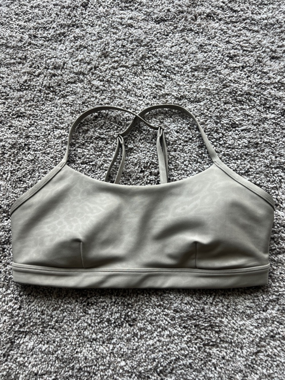 ALO Yoga Strappy Airlift Sports Bra in Light Taupe